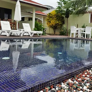  Apartment Emma's And Self-catering Seychellen
